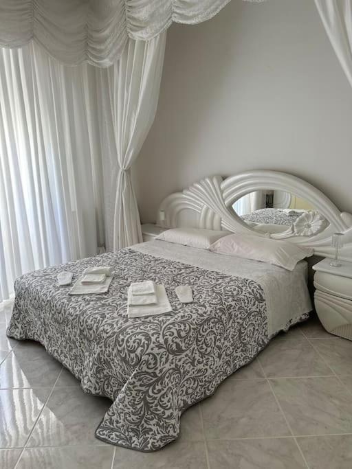 דירות ונטימיגליה Casa Eleonora: A 5 Min Dal Mare + Free Parking מראה חיצוני תמונה