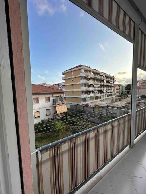 דירות ונטימיגליה Casa Eleonora: A 5 Min Dal Mare + Free Parking מראה חיצוני תמונה